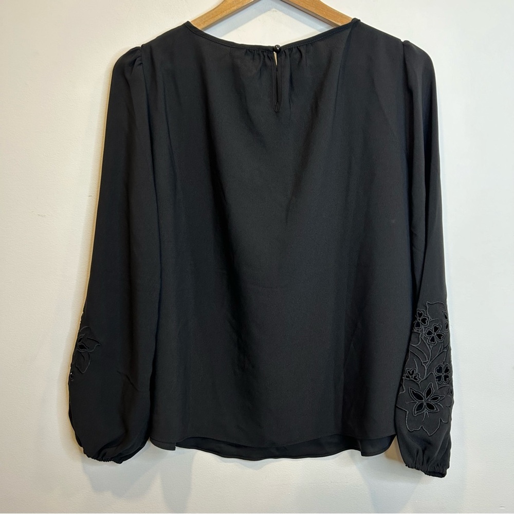 Laura Cutout Detail Blouse Black - Picture 10 of 12